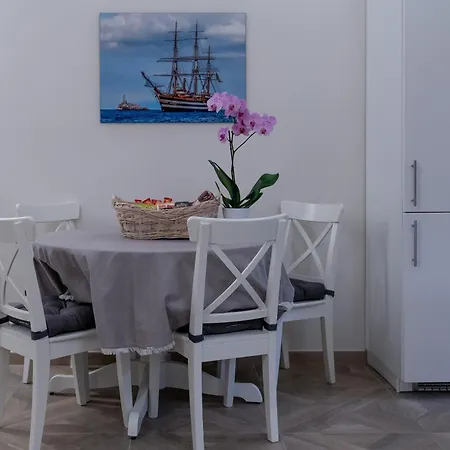 Insula Lubrensis Flat Massa Lubrense