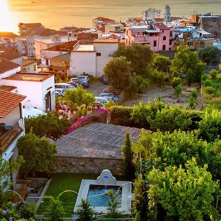 Insula Lubrensis Flat Lejlighed